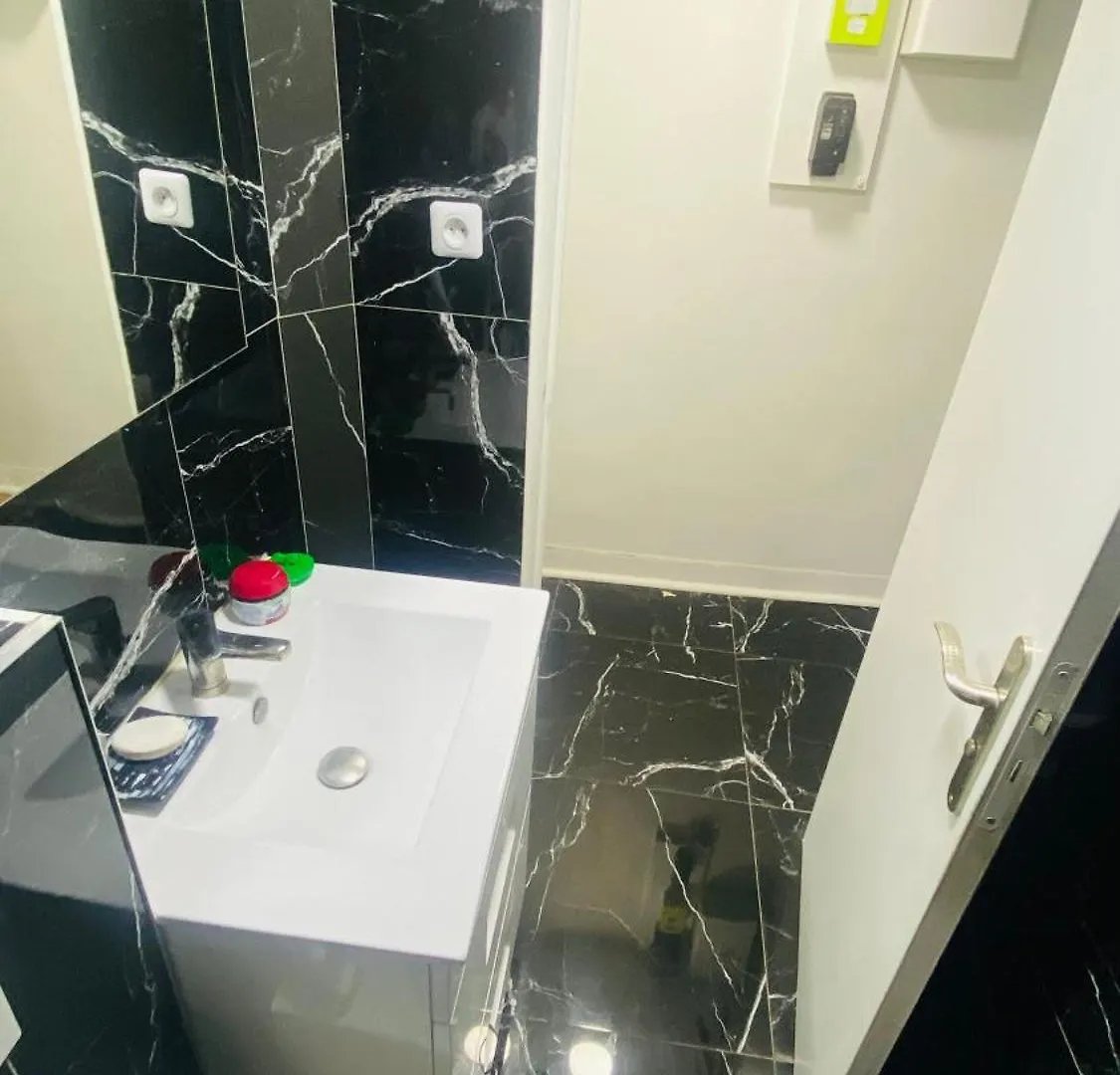 Apartmán Fahime Paříž Francie