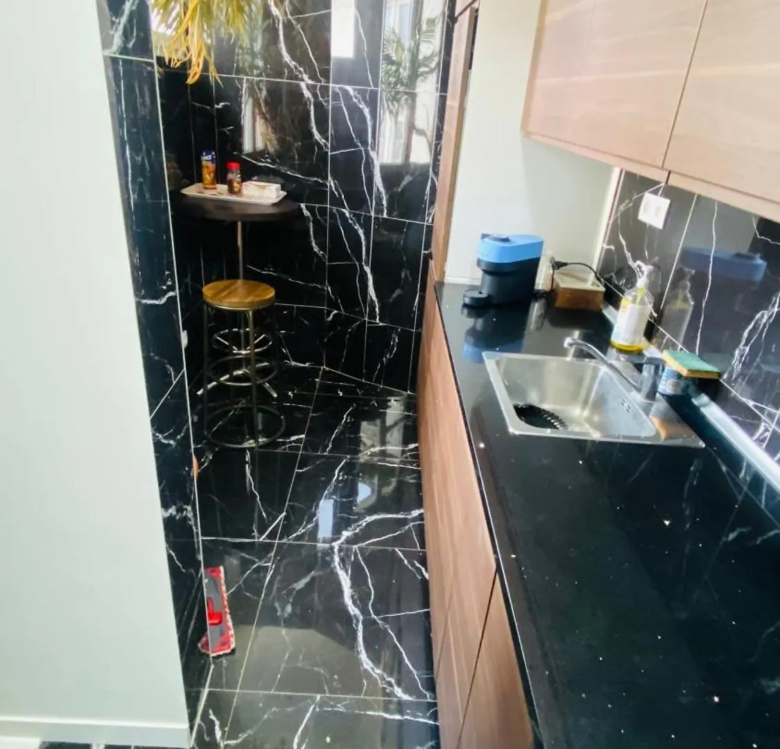 Fahime Apartment Paris