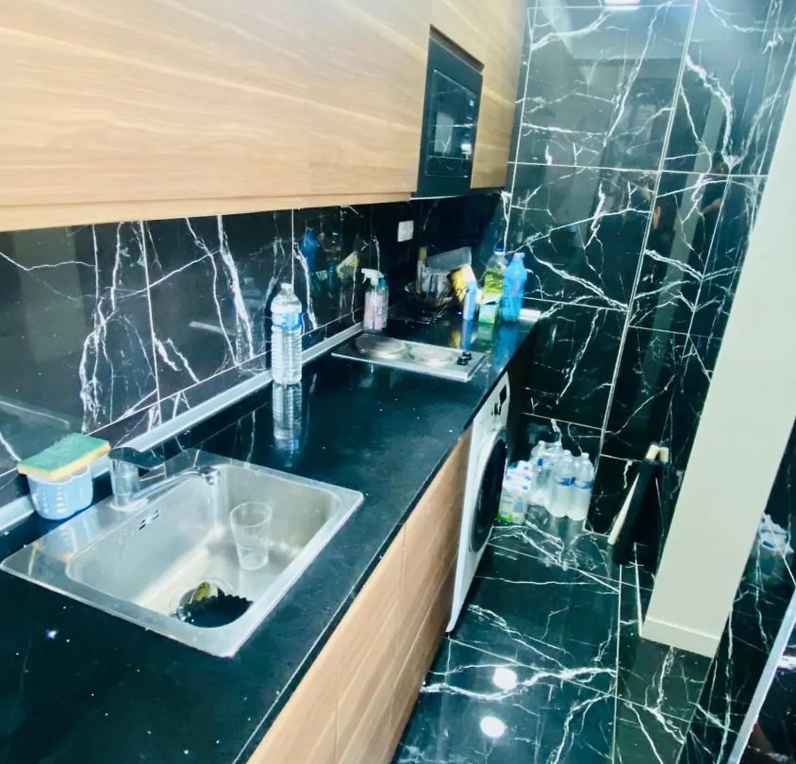 Fahime Apartment Paris