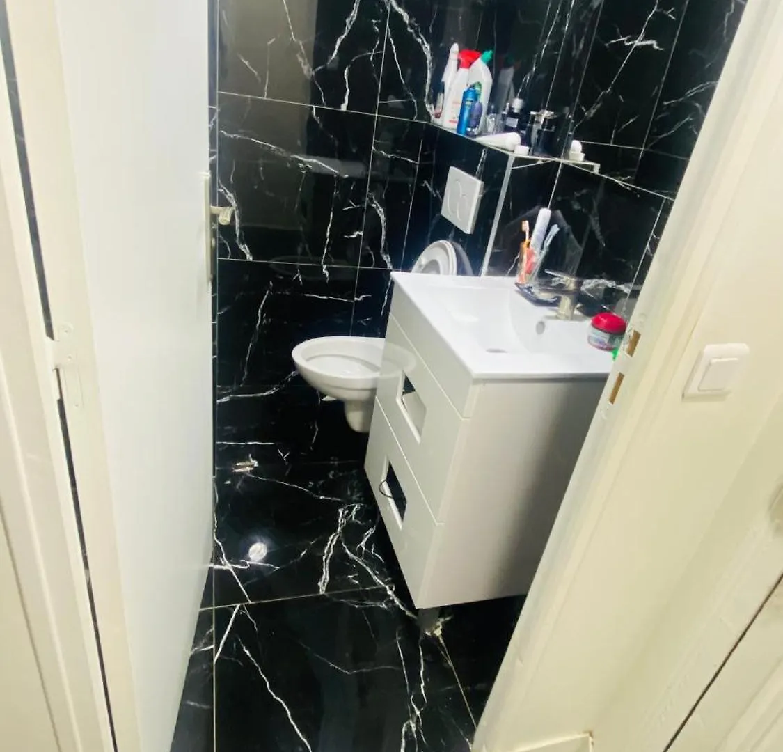 Fahime Apartment Paris